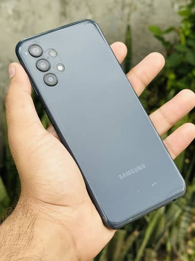 Samsung A13 4/64 With Box