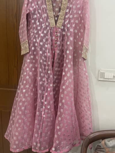 Pink tissue maxi with lawn slip