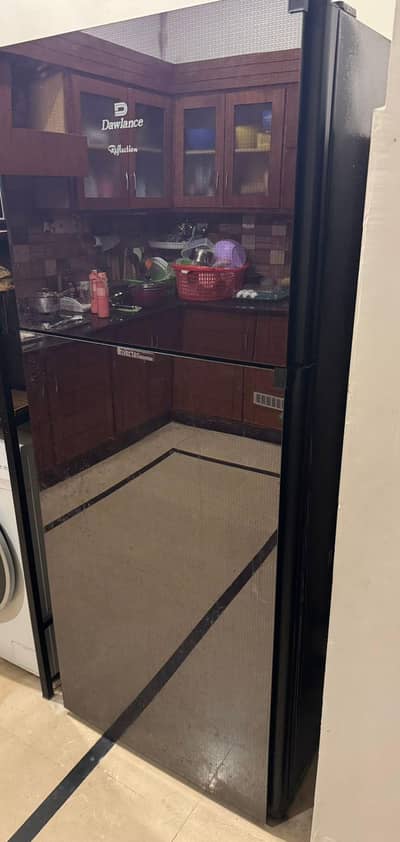 dawlance 18 cuft fridge new slightly use