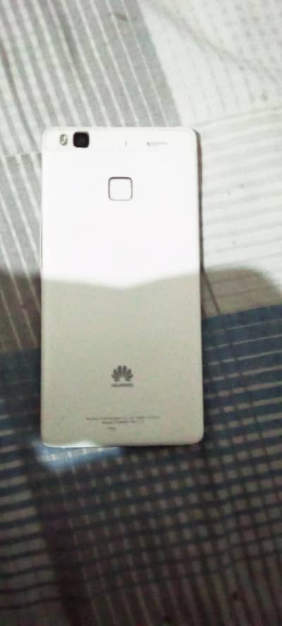 owner name Ch Tanzeel mobile model Huawei P9 lite