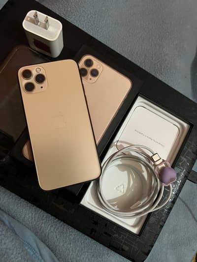 Total Original I Phone 11 Pro Box And Charger 10 by 10 All oky