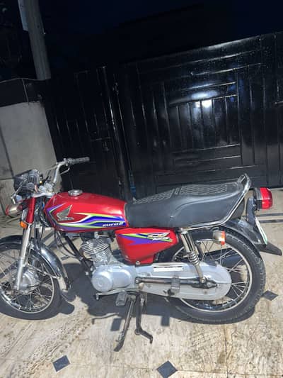 Honda cg 125 2017 model
