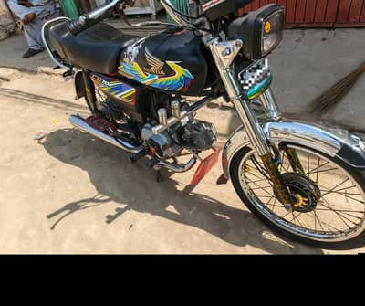 2021 Model CD70cc all Punjab register no any fault all documents clear