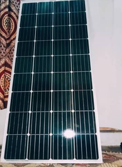 250 watt solar plate only 4 hzar ma only call me