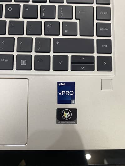 Elitebook brand new condition 4 months use only