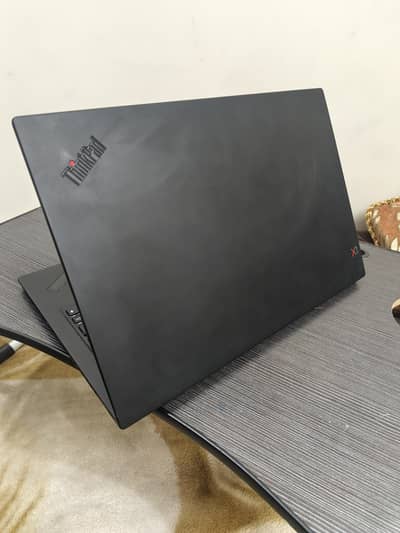 Lenovo Thinkpad X1 Carbon Ultra slim