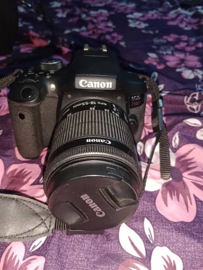 DSLR 750d Canon (Dubai )