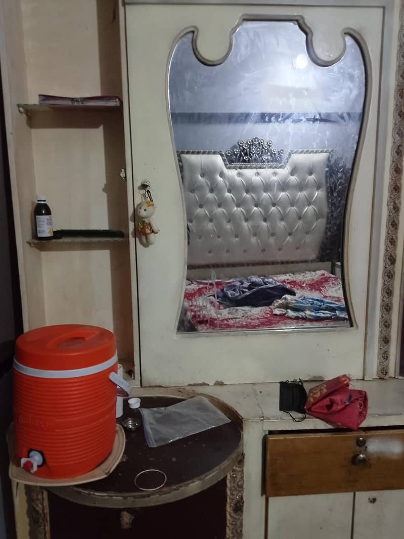 bed set and dressing table 1