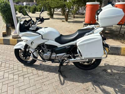Suzuki 250 inazuma aegis