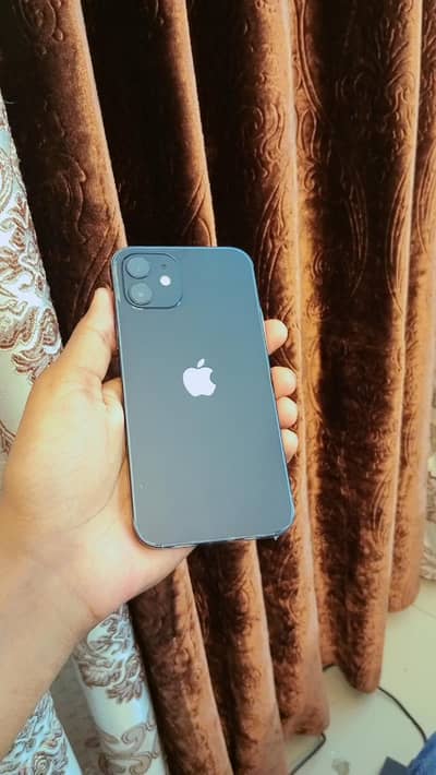 Iphone 12 Jv  Amazing camera with smooth Gaming