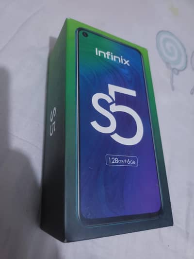 infinix s5 6 • 128  with box