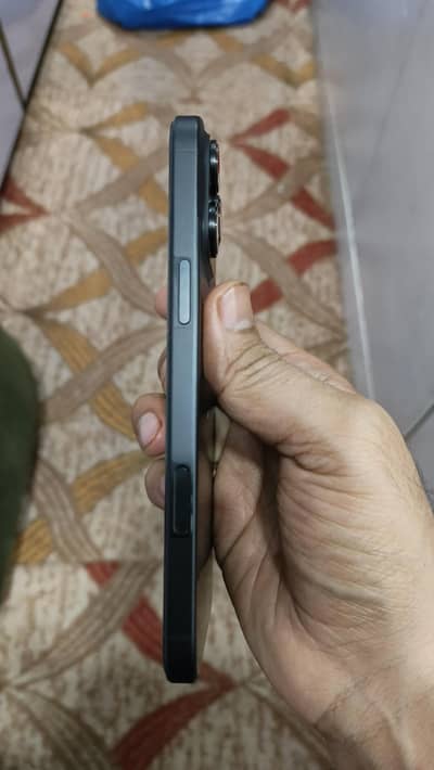 iphone 16 pro max non pta lack colour 10by 10