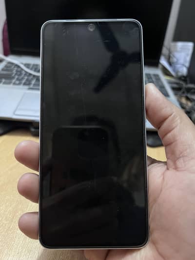 Almost brand new Y400