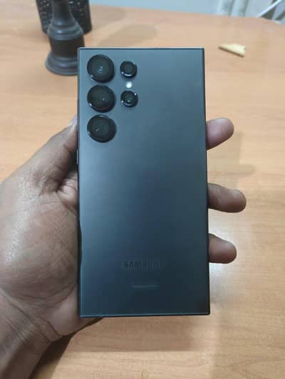 Samsung S24 Ultra (Black) 256 Non Pta