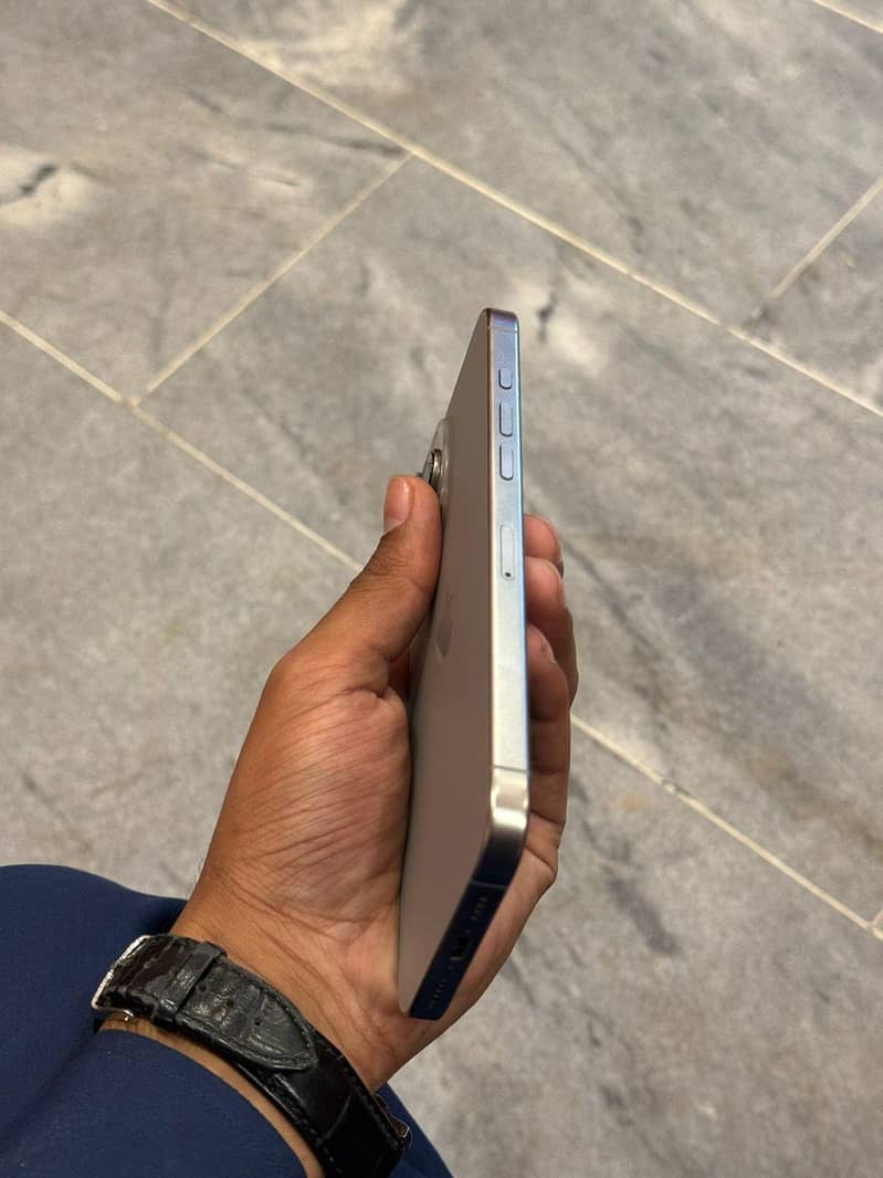 IPONE 16 pro max 1