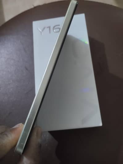 Vivo y 16 with complete Box
