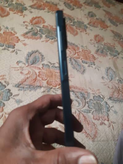 box ha par instolment pa laya howa ha