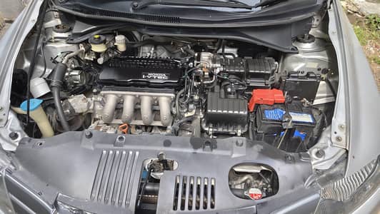 Honda Clty i-VTEC  2011 | Silver Color | Family Used Car | Urgent Sale