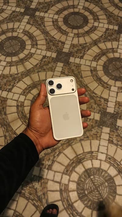 Iphone Xr pta approved Exchange possible