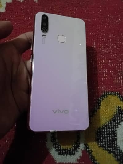 Vivo y17 8 ram 256 rom