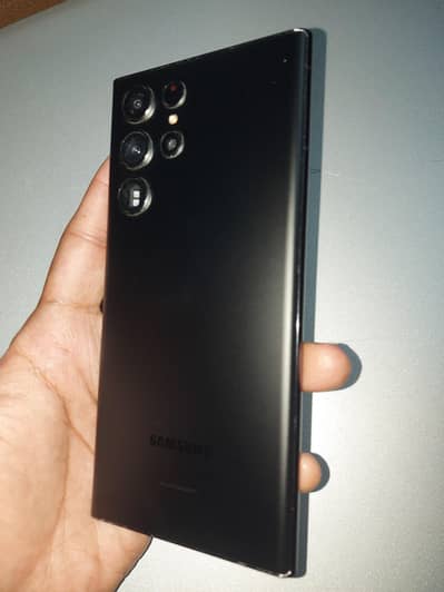 Samsung s22 ultra official PTA 12/256 10/10 Clear Display & Body