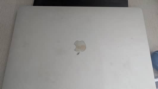 Apple MacBook pro  2019 12 GB ,512 GB