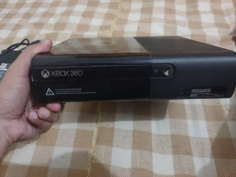 Xbox 360 e model 5