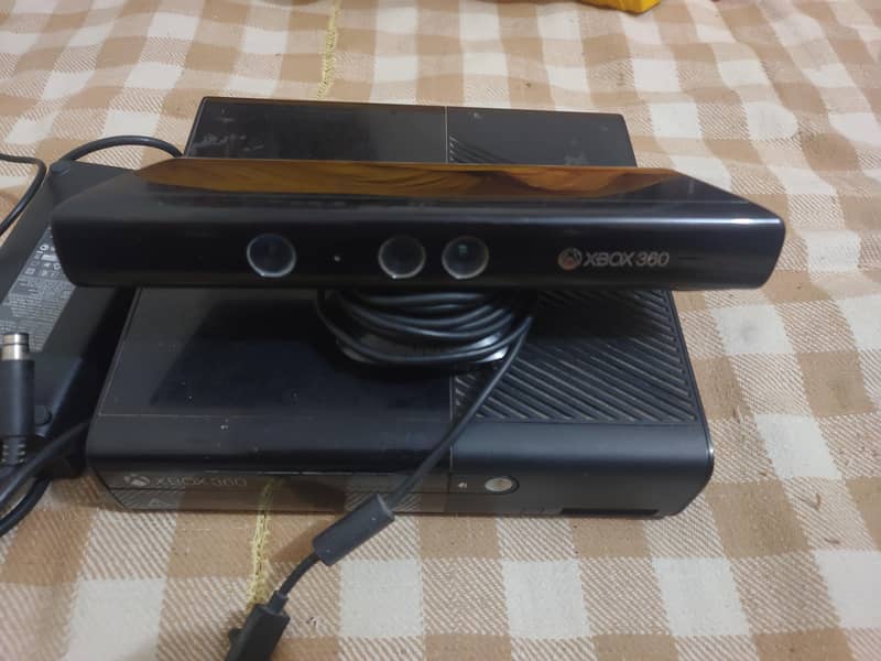 Xbox 360 e model 6
