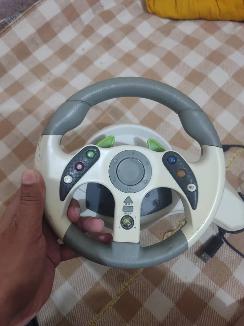 Xbox 360 e model 9