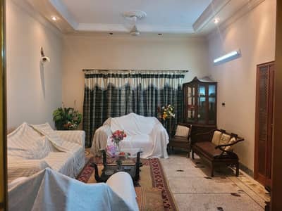 1 Kanal Full House For Rent On 65 Feet Road Ideal For School, IT & Software Offices (Block J2 Johar Town Phase 2)