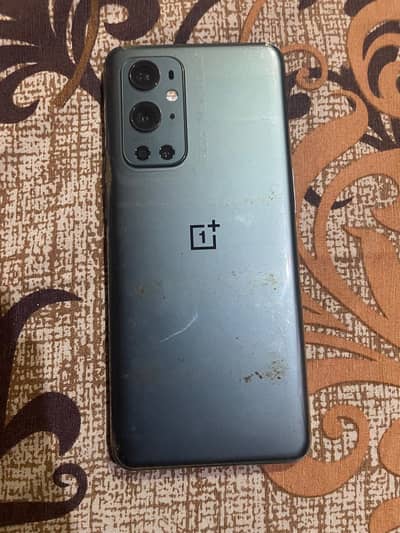 one plus 9 pro 5G 12/256