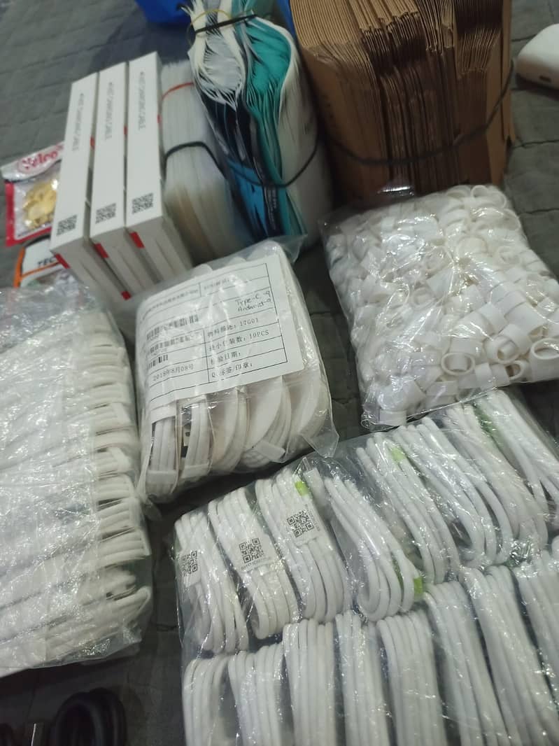 Data Cables,Type-C, Android, Microphone, Packing Material 1