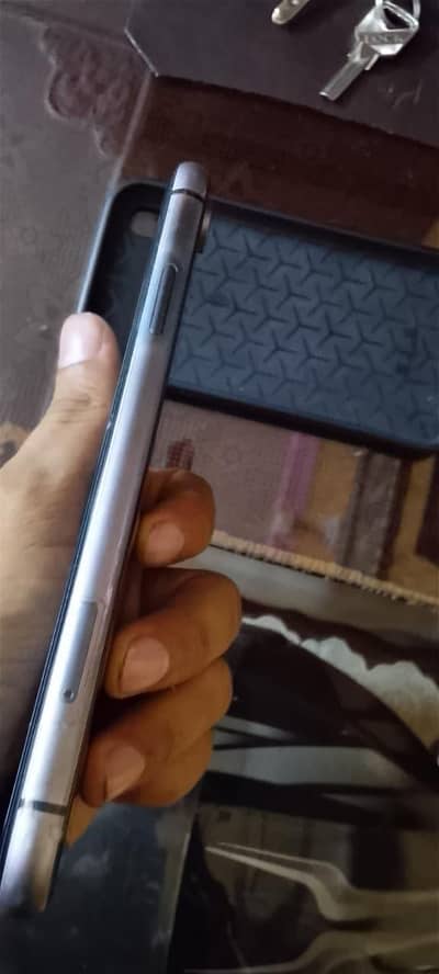 XR NON PTA BYPASS 128 GB