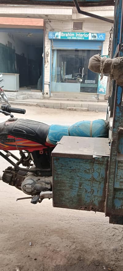 loder riksha united 100 03006645019 Whatsapp or call