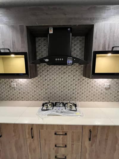 GROUND FLOOR 4 BEDROOM APARTMENT AVAILABLE FOR RENT