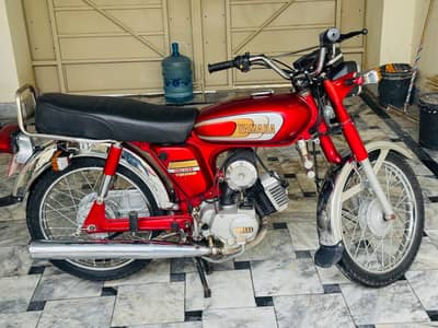 Yamaha yb100cc bike total restored like a brand new bike