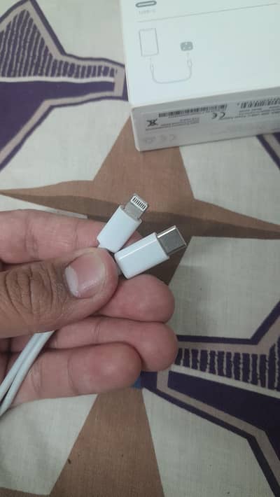 iphone orignal charger is available for sell