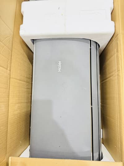 I am selling my 2 ton AC 03039549253 whatsapp only