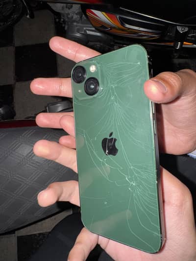 iphone13 10/8 condition only on back damage itne feel nahi hota