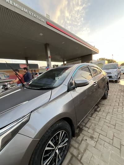 toyota corolla gli 2015