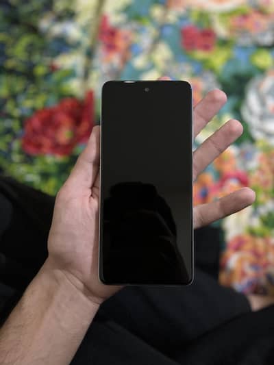 Infinix Hot 30 |Neat & Clean| Serious buyers only