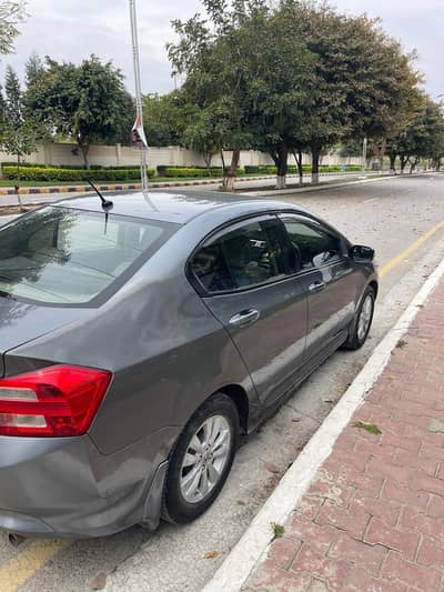 Honda city aspire 1.5 for sale in neat and clean condition