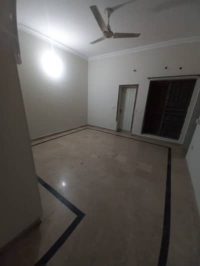 10 Marla lower potion at prime location