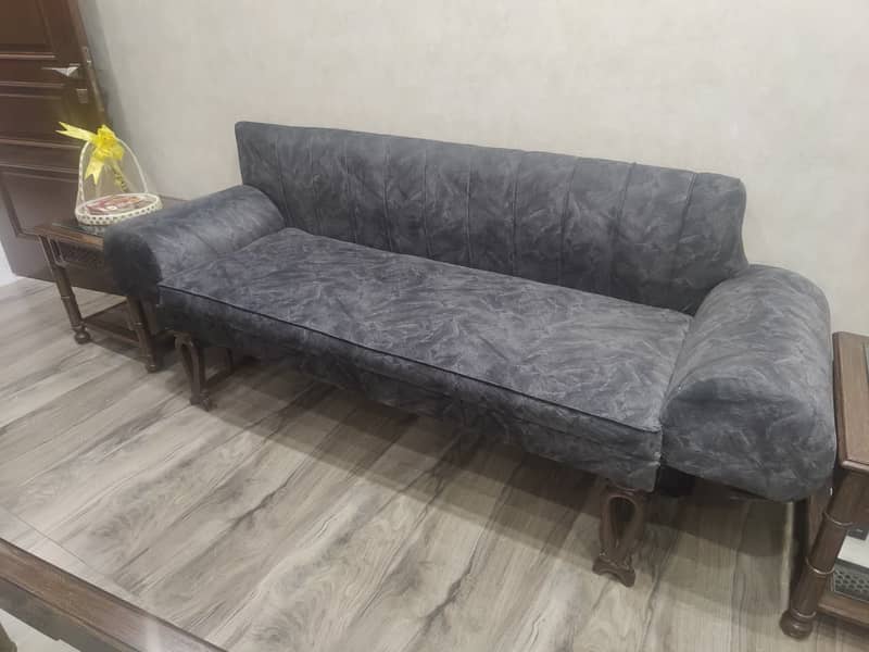 Devan Sofa Recently upholstered 1