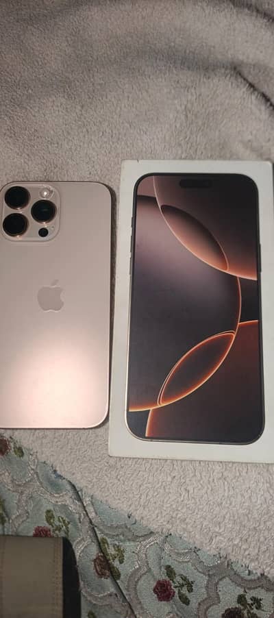 Iphone 16pro max desert titiniam colors jv sim lock box ke sath hai