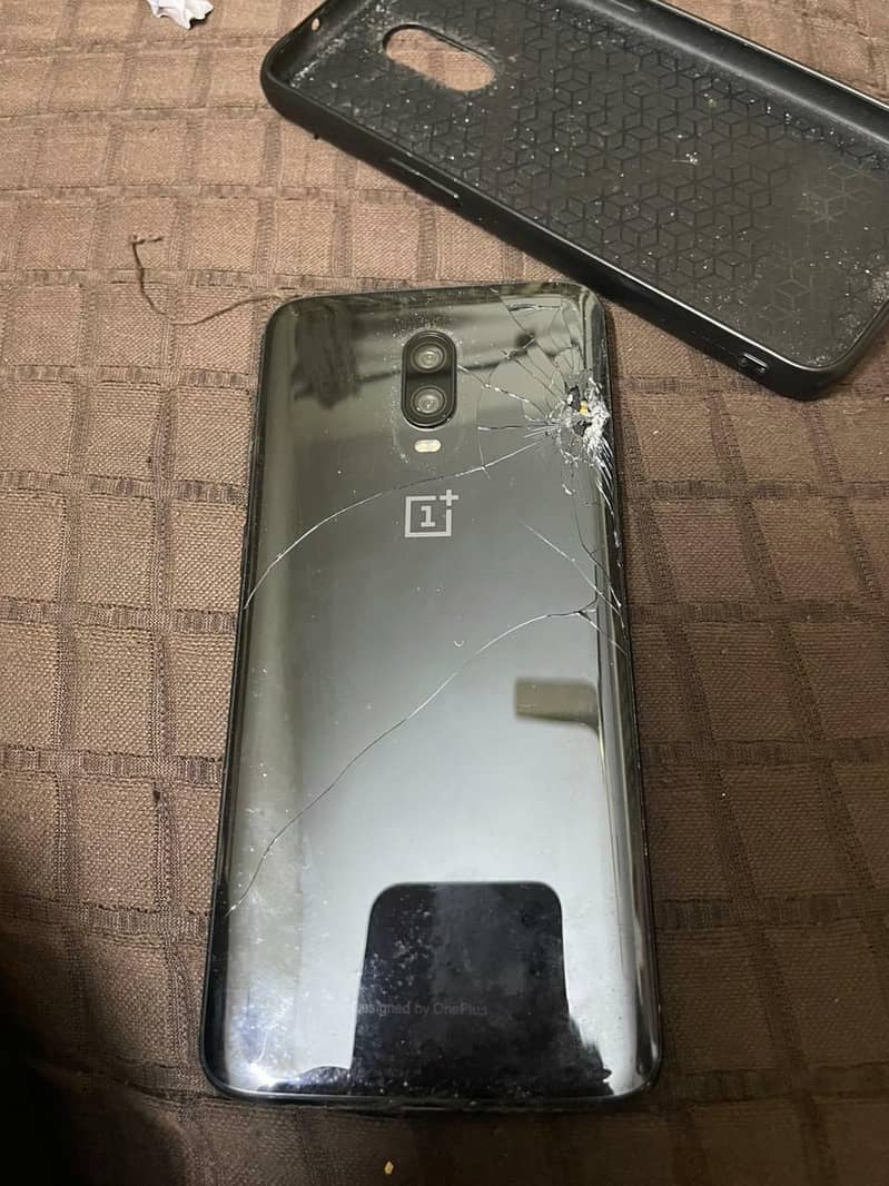 OnePlus 6T 1