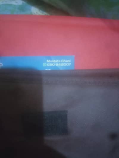 only 4 huors_ famle  job hy one porsion k liye office/ store me Kam hy