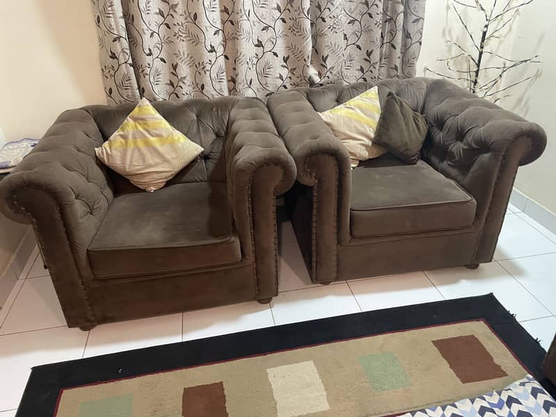 Brown sofa set 0