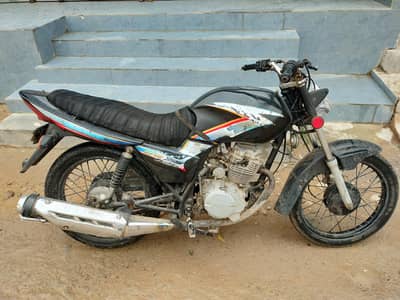 United 125 Deluxe 2017 model