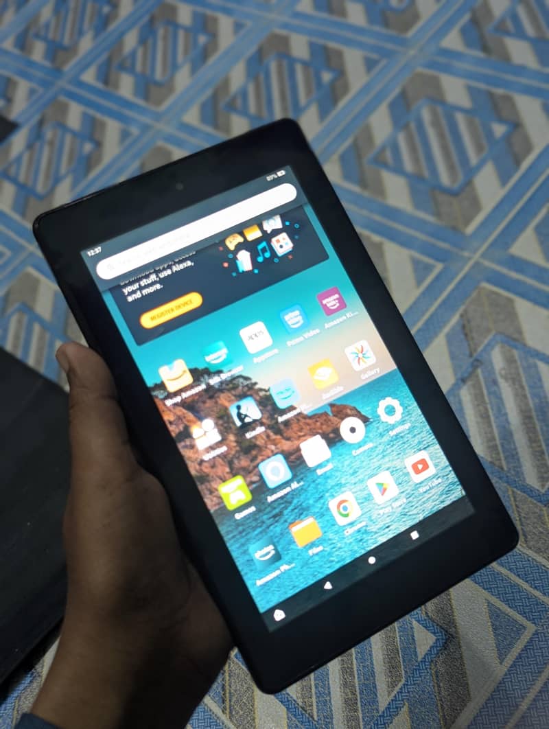 Amazon fire 7 (9th generation) 1
